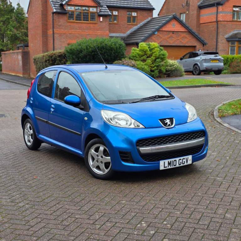 Peugeot, 107, Hatchback, 2010, Manual, 998 (cc), 5 doors