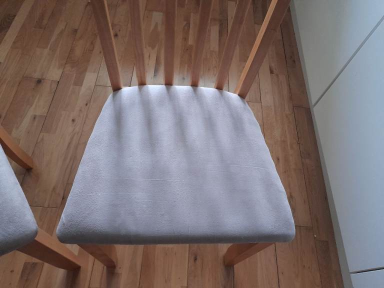 table and chairs