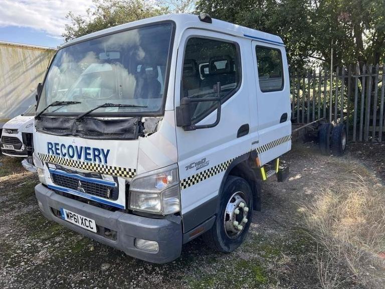 Mitsubishi Fuso Canter 3.0 4P10 ENGINE GEARBOX  SPARES OR REPAIR