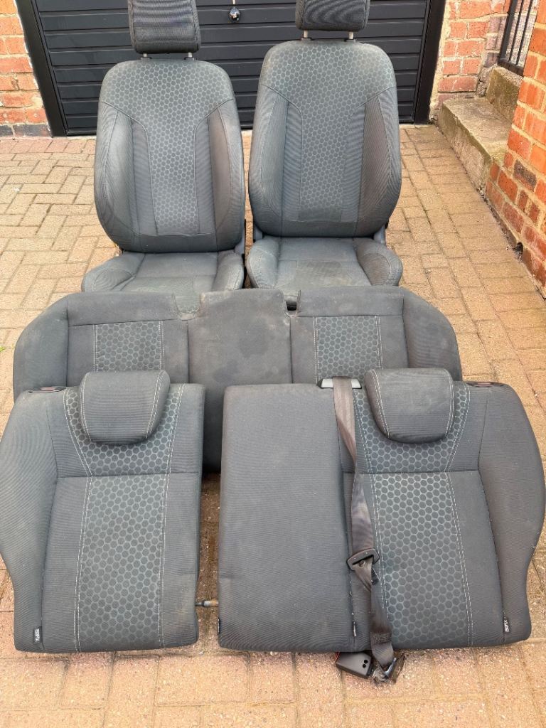 Ford fiesta zetec s interior seats