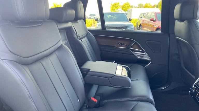 2025 Land Rover Range Rover 3.0 D350 HSE LWB 4dr Auto [7 Seat] Diesel Estate Estate Diesel Automatic
