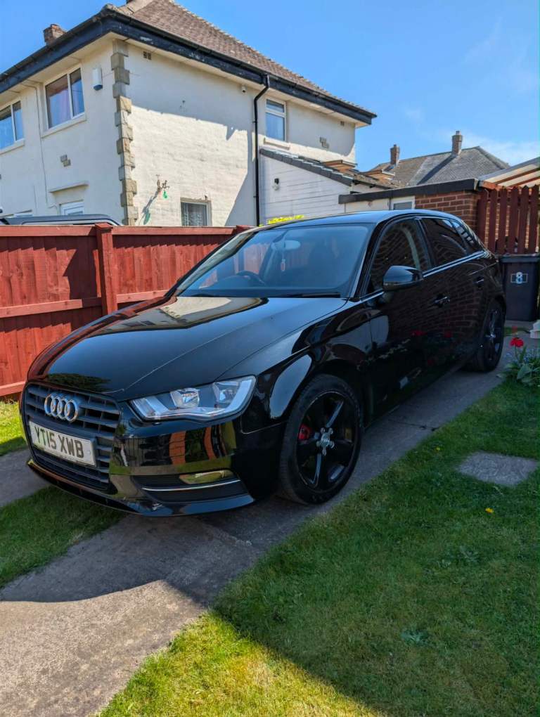 Audi, A3, Hatchback, 2015, Manual, 1598 (cc), 5 doors