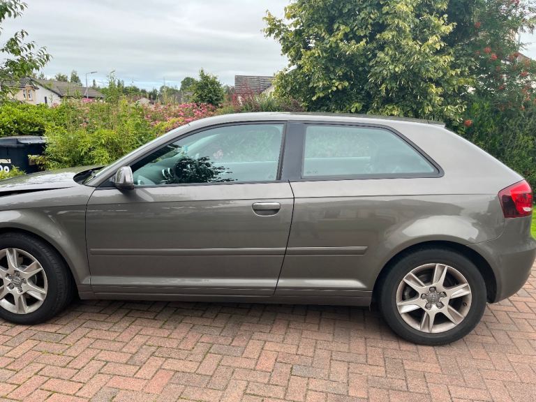 Genuine Audi Star Centre Caps x4