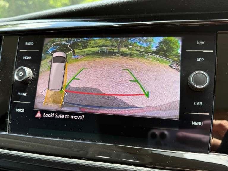 VW Transporter T32 Kombi 204 DSG Highline, Huge Spec, Genuine Leighton Van Model