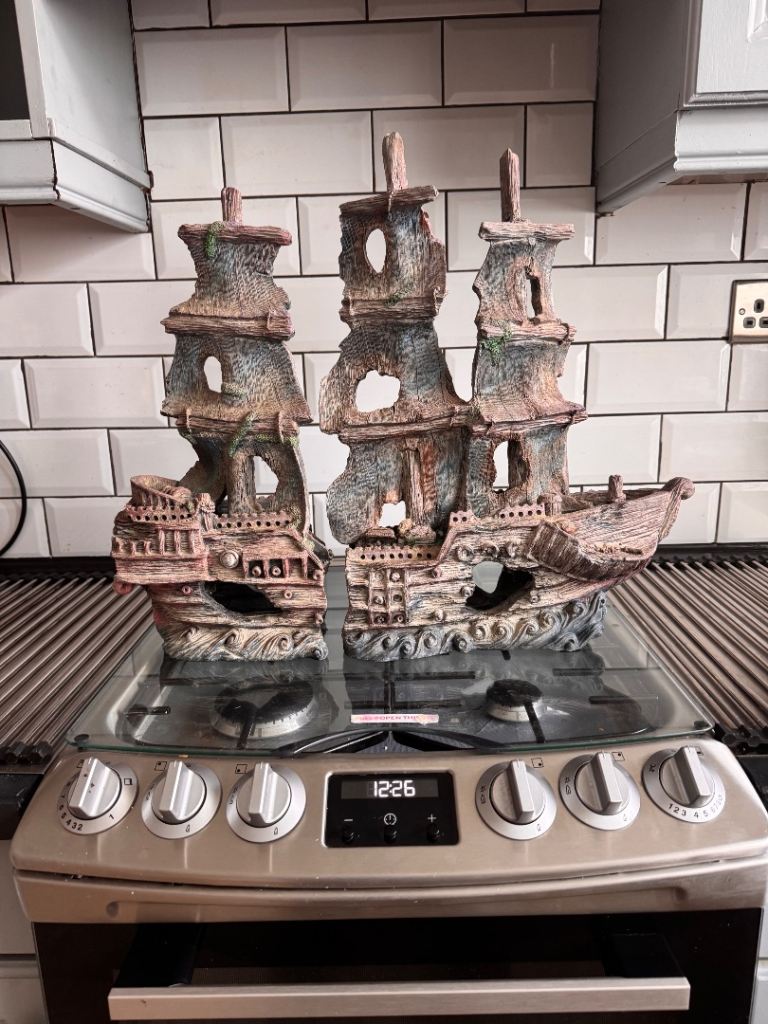 Huge Shipwreck fish tank aquarium ornament 