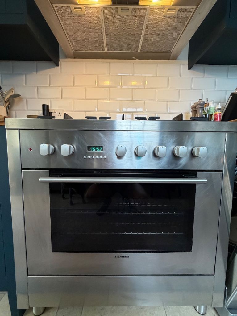 Siemens range cooker -FREE 