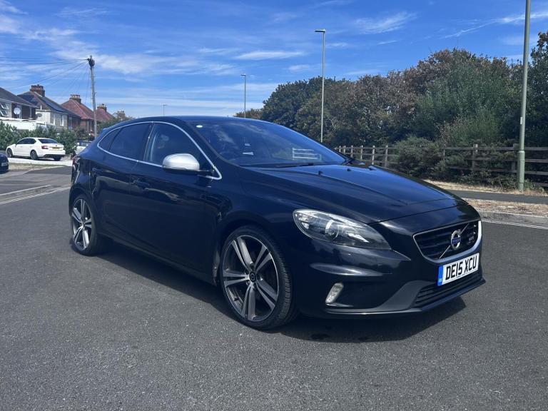 2015 Volvo V40 2.0 D4 R-Design Lux Nav Hatchback 5dr Diesel Manual Euro 6 (s/s) (190 ps) Hatchbac...