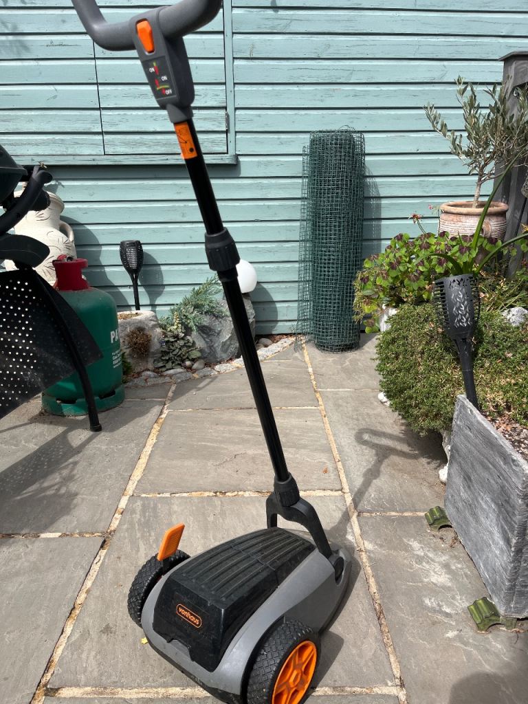 Worx Cordless Lawn Mower - Good Condition