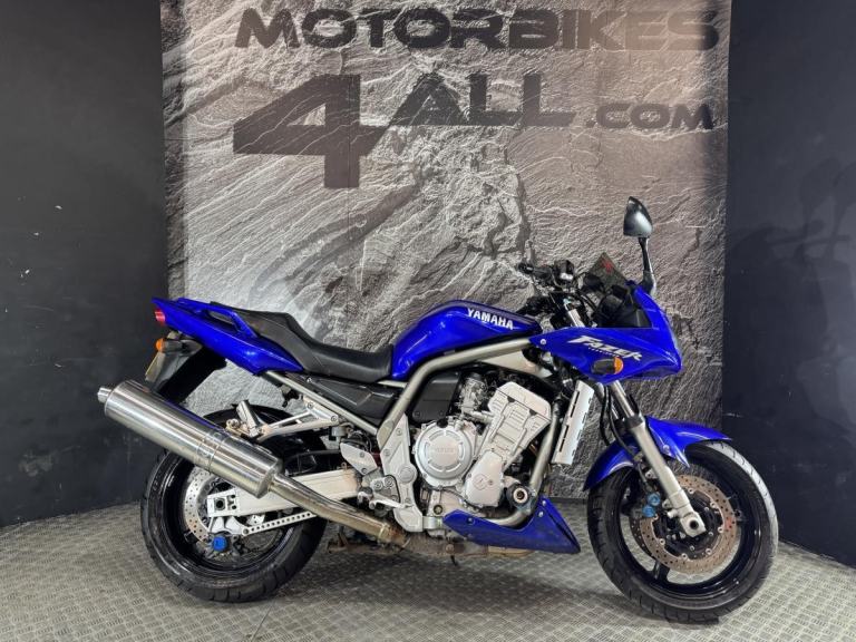 YAMAHA FZS1000 FZS 1000 FAZER 1000 2002
