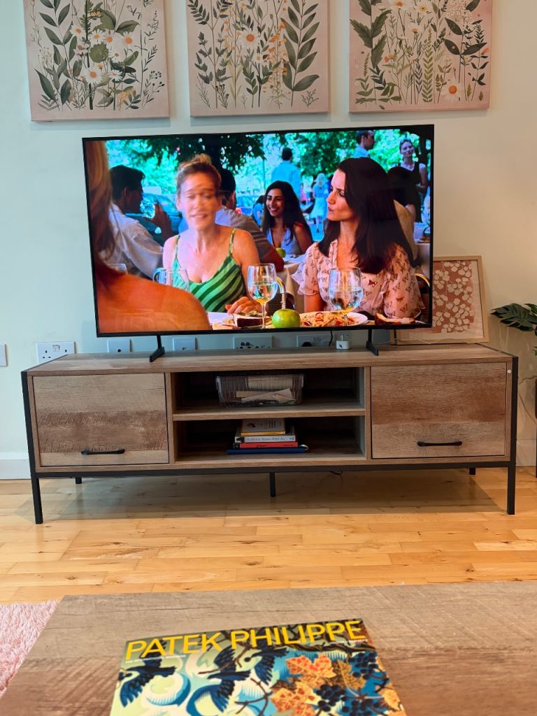 Tv unit - tv table, lots of storage 