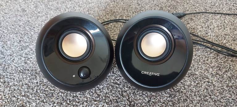 Creative Pebble Desktop 2.0 Speakers