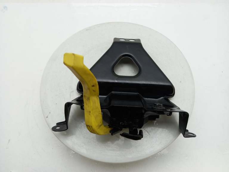 Nissan Juke Bonnet Latch 2019-2026
