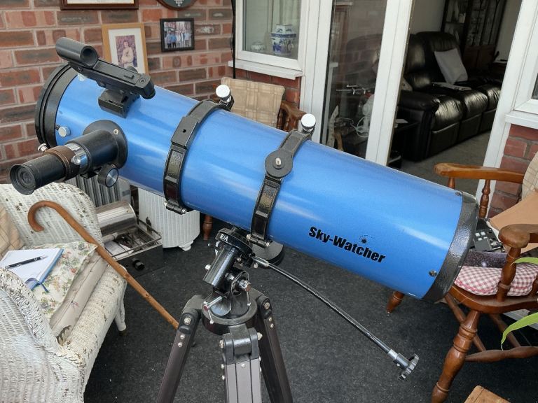 Sky-Watcher Telescope on Tripod – Good Condition
