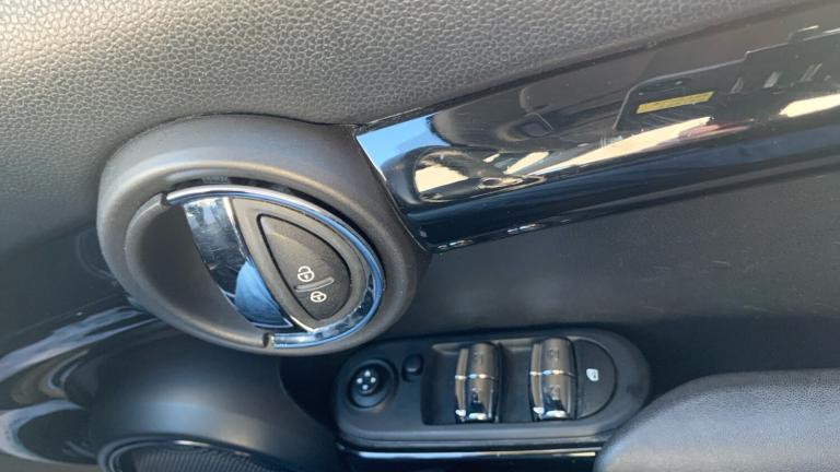 2018 MINI Hatch 2.0 Cooper S Hatchback 5dr Petrol Manual Euro 6 (s/s) (192 ps) Hatchback Petrol M...