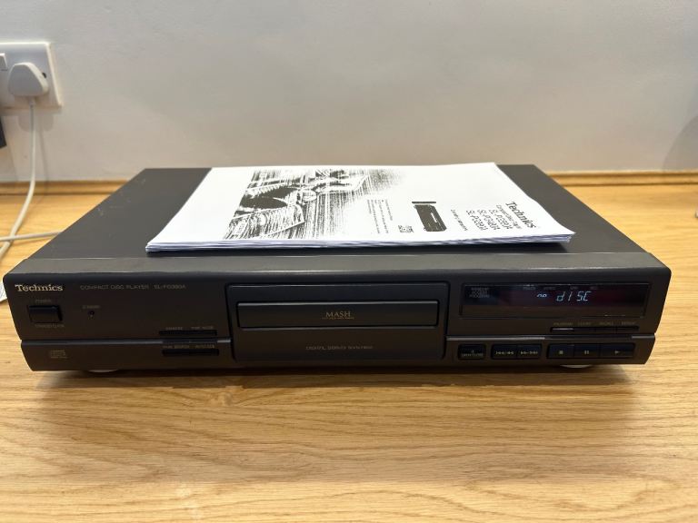 Technics SL-PG380A CD player