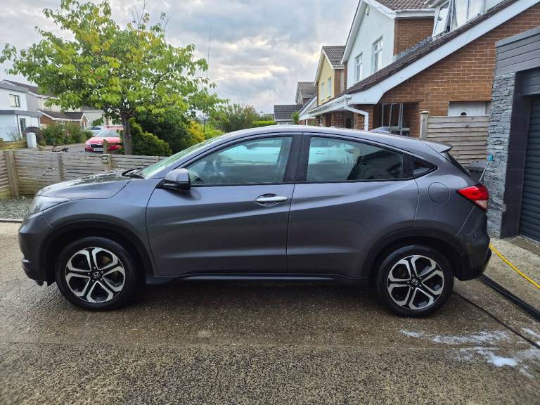 Honda, HR-V, Hatchback, 2015, Manual, 1498 (cc), 5 doors
