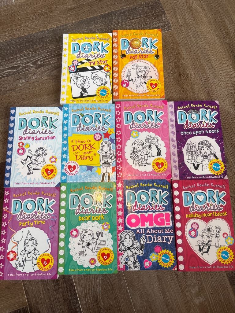 Dork diaries book bundle 