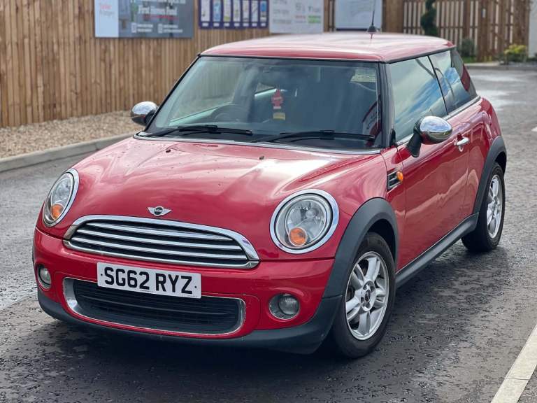 2013 Mini cooper one 1 Year Mot