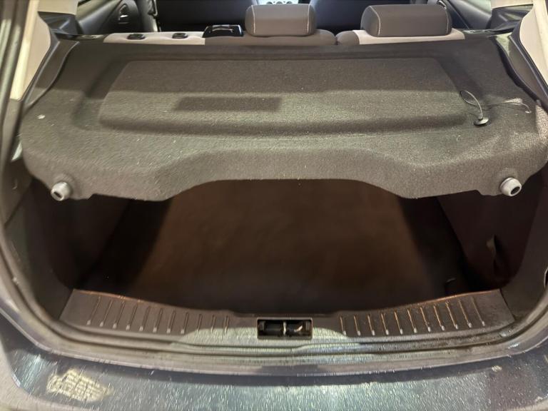 2011 Ford Focus 1.6 125 Zetec 5dr HATCHBACK PETROL Manual