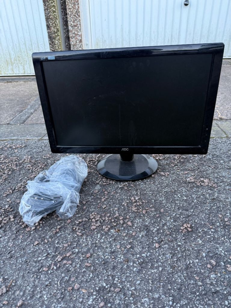 Used Desktop AOC 2236SWA 22" FULL HD 1080P WIDESCREEN LCD MONITOR with stand