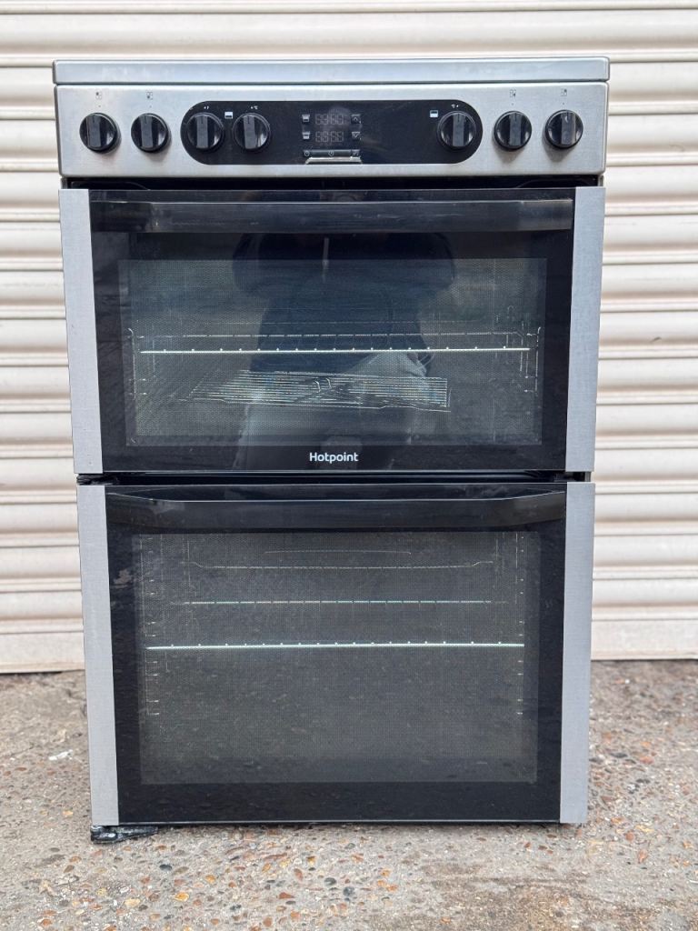 Hotpoint Freestanding Electric Cooker 60cm ceramic 3 months warranty 