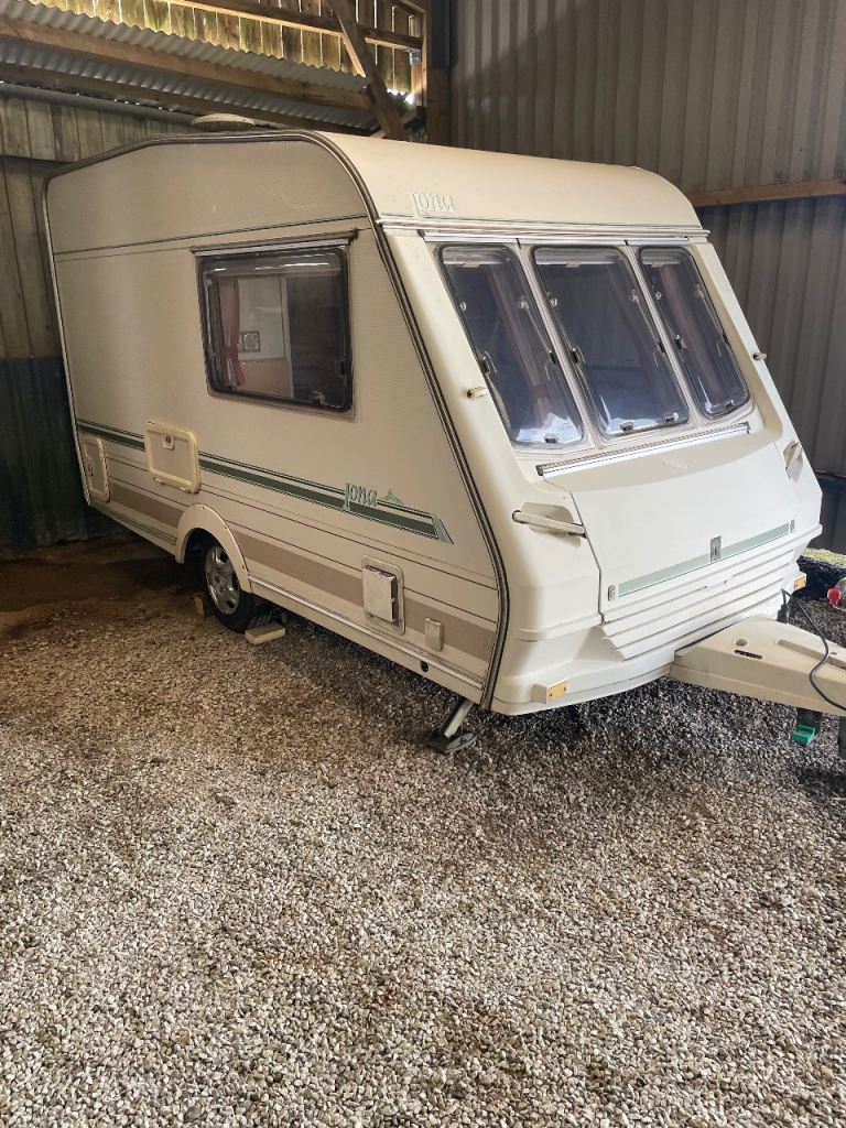 Abbey Iona 1997 Touring Caravan 2 berth with extras