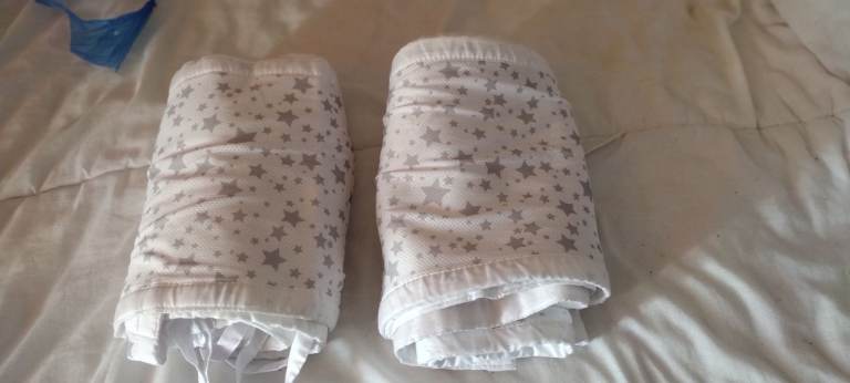 image for Pair of BreathableBay cot liners / bumpers