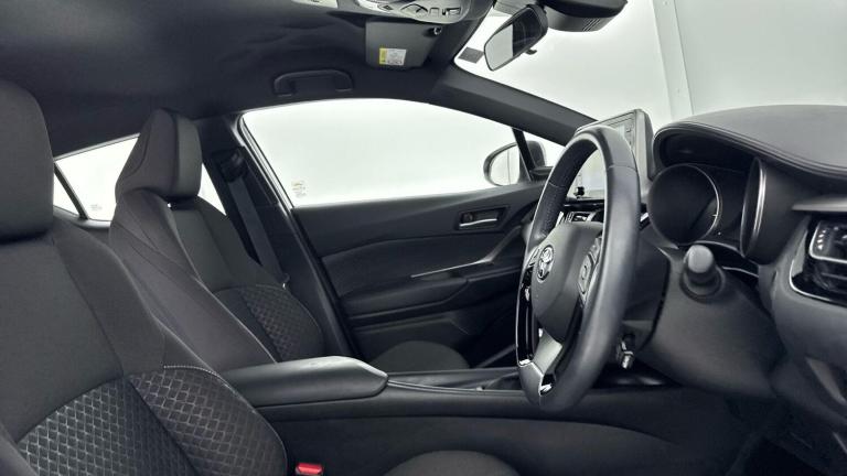 2022 Toyota C-HR 1.8 Hybrid Icon 5dr CVT HATCHBACK PETROL/ELECTRIC Automatic