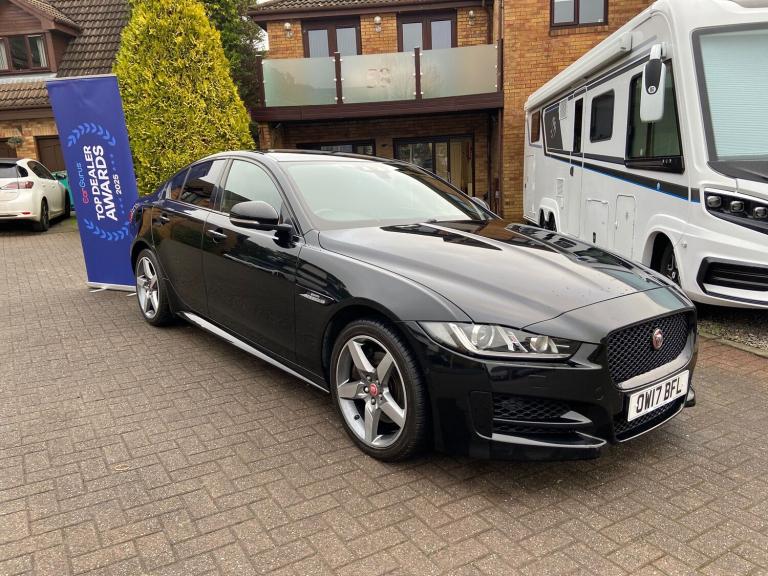 2017 Jaguar XE 2.0d R-Sport Saloon 4dr Diesel Auto AWD Euro 6 (s/s) (240 ps)