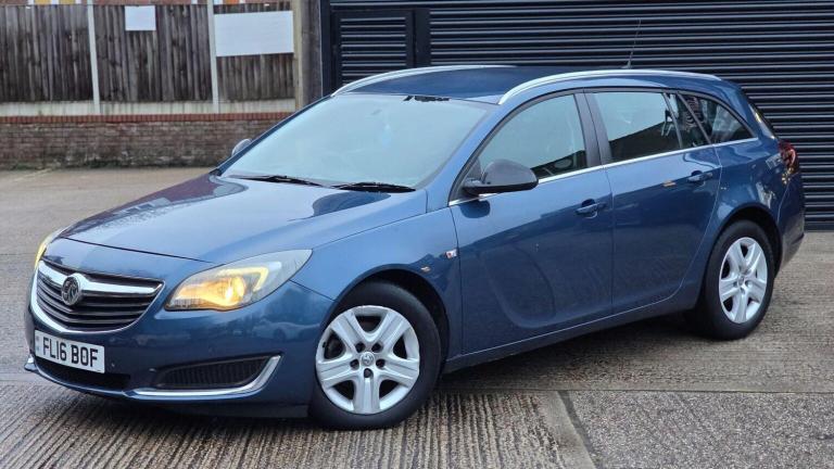 VAUXHALL INSIGNIA 1.6 CDTi ecoFLEX Design Sports Tourer Euro 6 (s/s) 5dr 2016