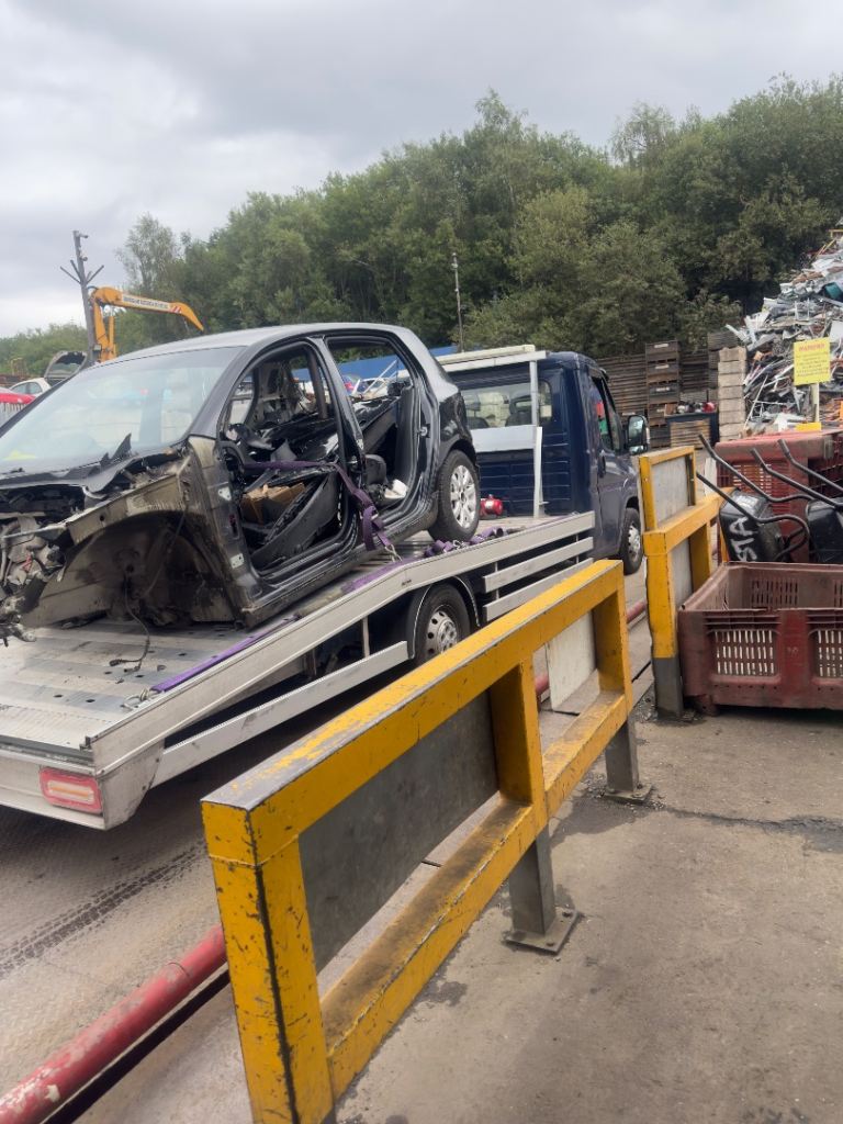 WE BUY ALL SCRAPS CARS 