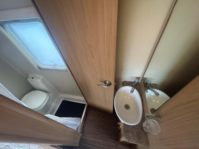 Elddis Autoquest 155