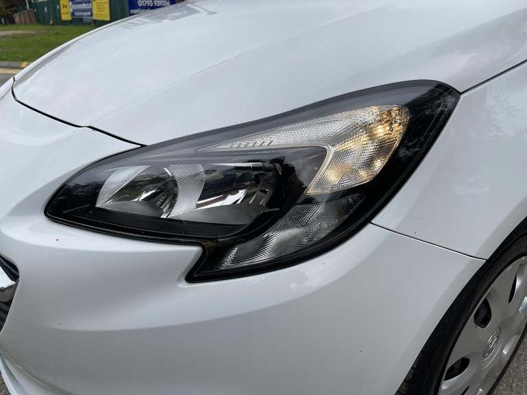 2018 Vauxhall Corsa 1.3 CDTi 16V 95ps ecoTEC Van [Start/Stop] CAR DERIVED VAN DIESEL Manual