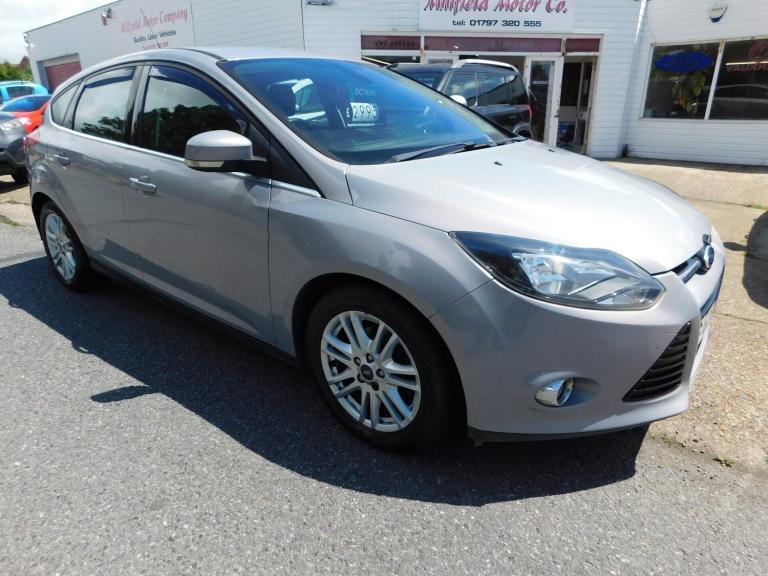 2012 Ford Focus 1.0 125 EcoBoost Titanium 5dr HATCHBACK PETROL Manual