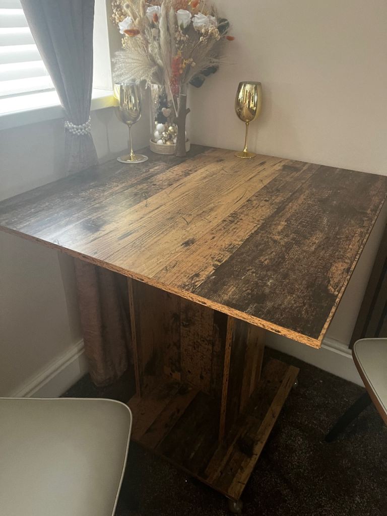 Wood dining table 