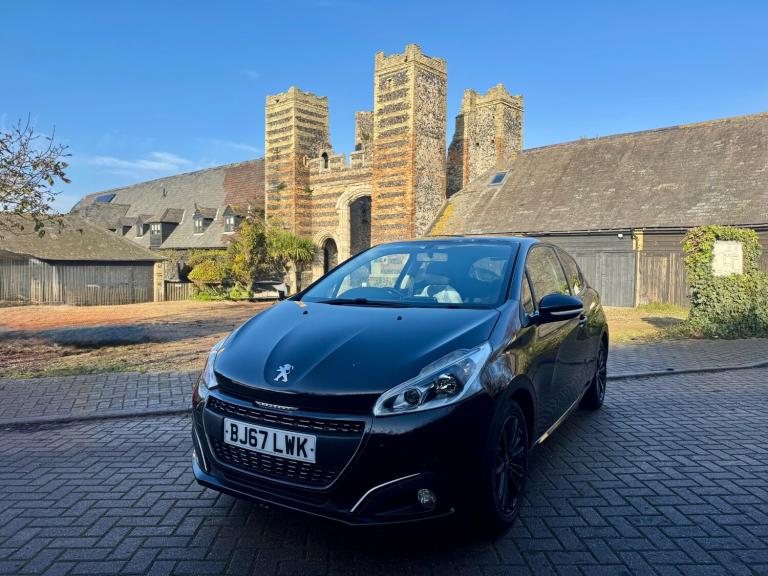 2017 Peugeot 208 1.2 PureTech 82 Black Edition 3dr HATCHBACK Petrol Manual
