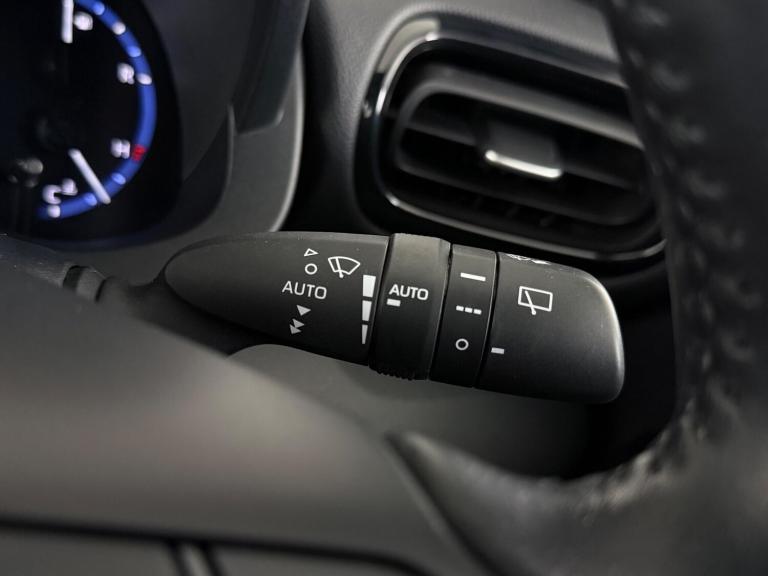 2023 Toyota Yaris Cross 1.5 VVT-h Design E-CVT Euro 6 (s/s) 5dr HATCHBACK Petrol/Electric Hybrid ...