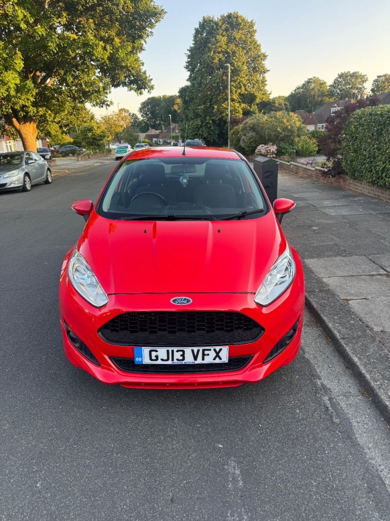 Ford, FIESTA, Hatchback, 2013, Manual, 998 (cc), 5 doors