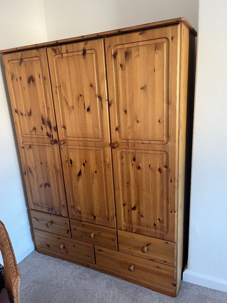 FREE Wardrobe Sofa Storage Divan