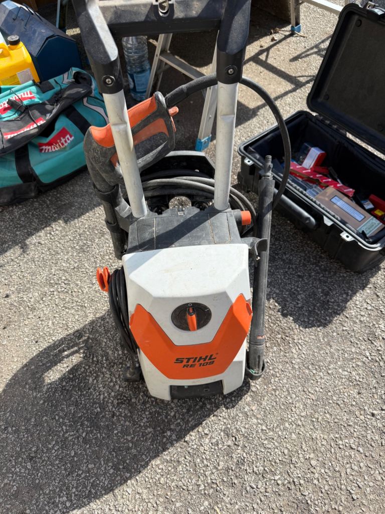 Stihl RE 109 pressure washer plus drain unblocker hose attachment ()