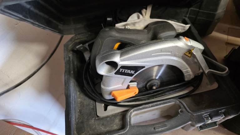 Titan Circular Saw