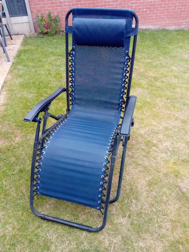 Navy Blue Zero Gravity Recliner Chair for Garden or Patio