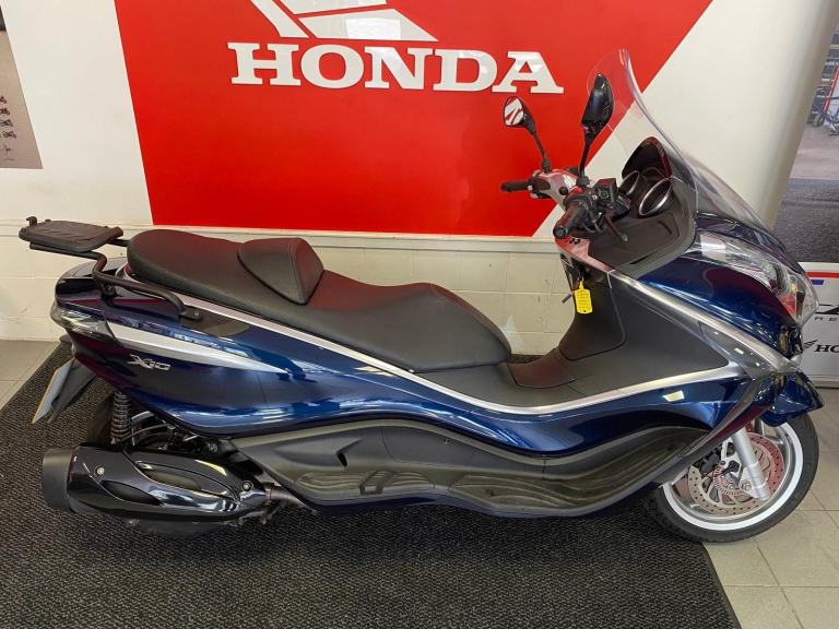 PIAGGIO X10 350