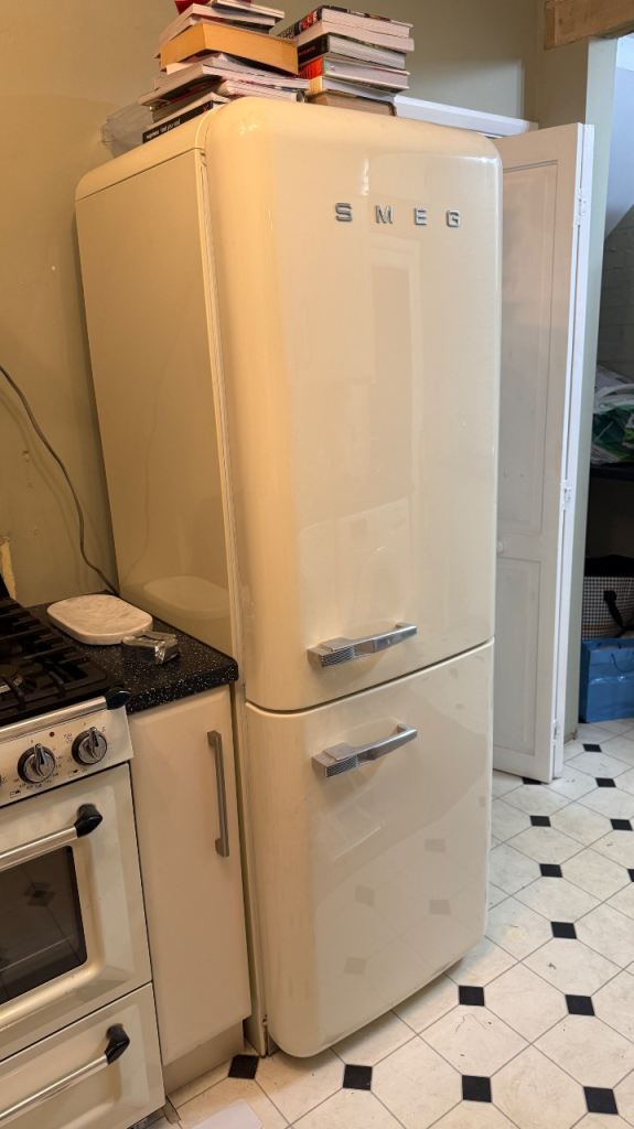 SMEG Fridge Freezer