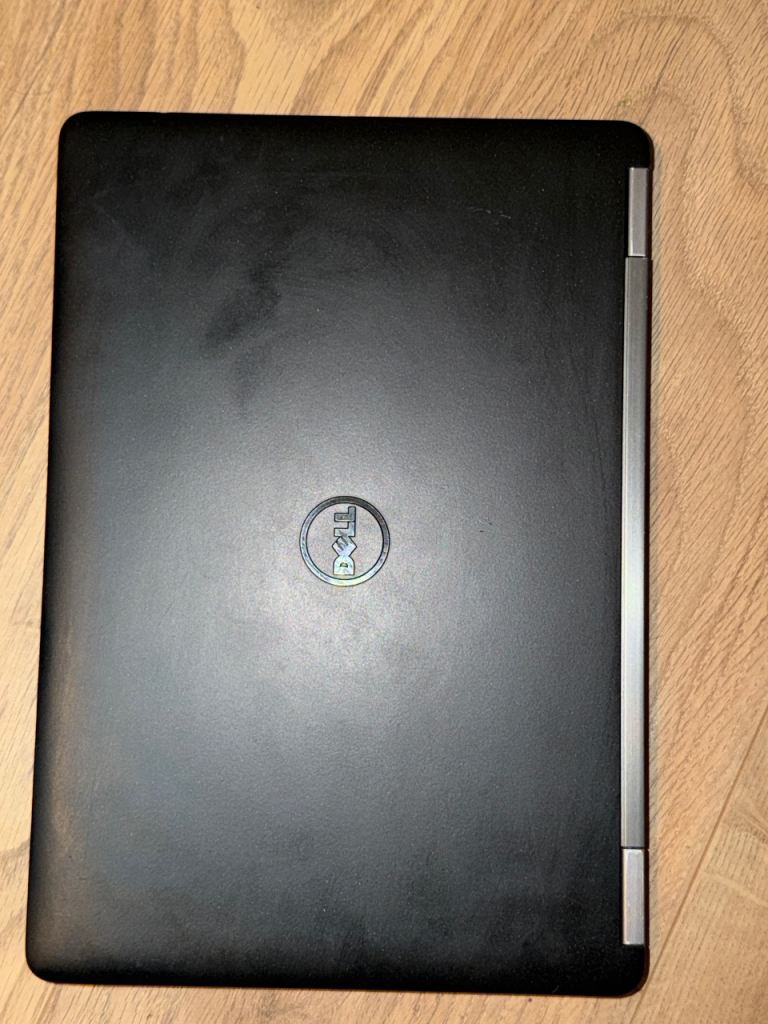 Dell Latitude E7270 Laptop – Intel Core i5 – 8GB RAM – 256GB SSD – Windows 11 Pro