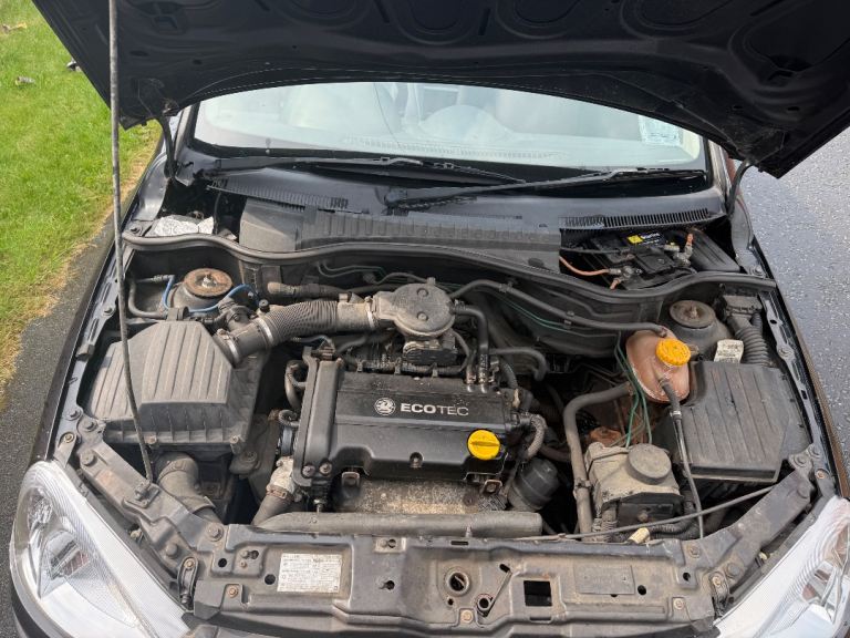 Vauxhall, CORSA, Hatchback, 2004, Manual, 1199 (cc), 3 doors