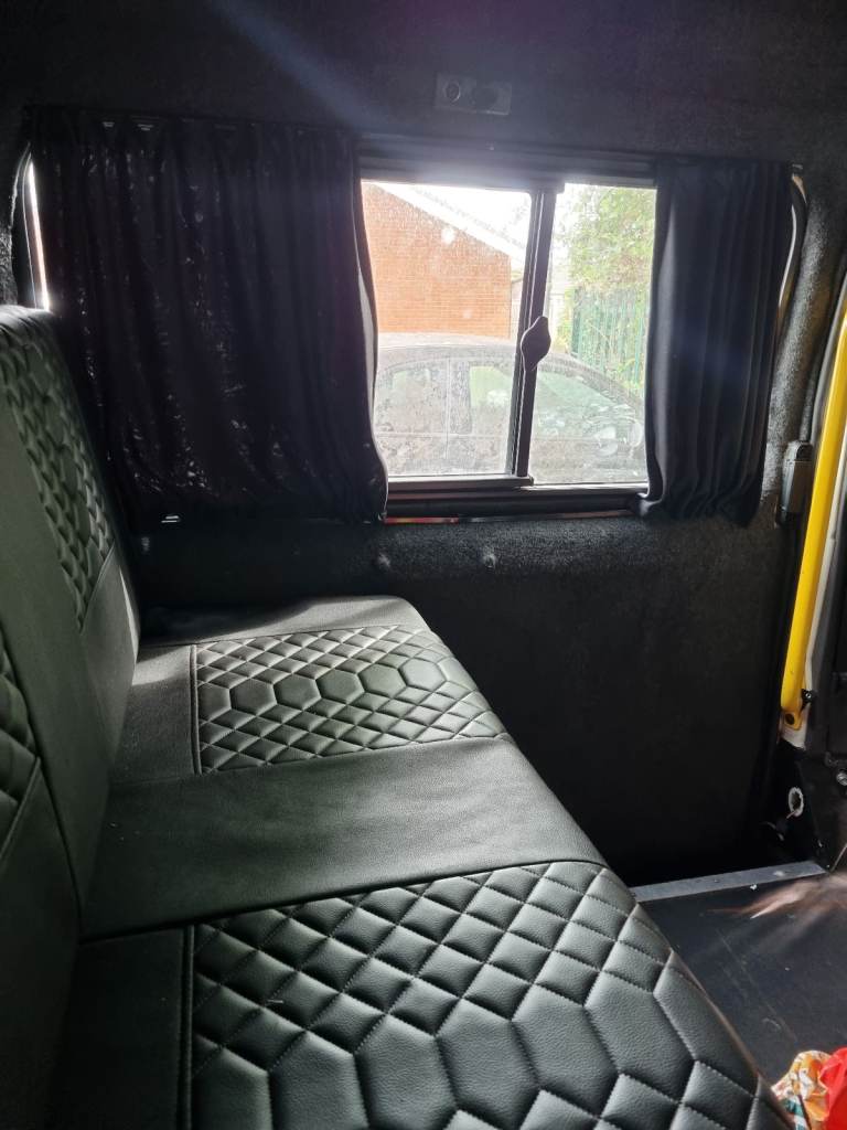 FORD TRANSIT CAMPERVAN - 6 SEAT BELTS - MATCHING RE-TRIMM SEATING - DIESEL HEATER