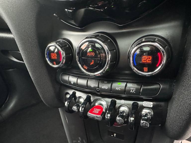 2018 MINI Hatch 1.5 Cooper Hatchback 5dr Petrol Manual Euro 6 (s/s) (136 ps) Hatchback Petrol Manual