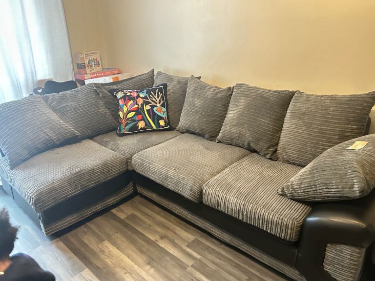 Corner sofa for sale 