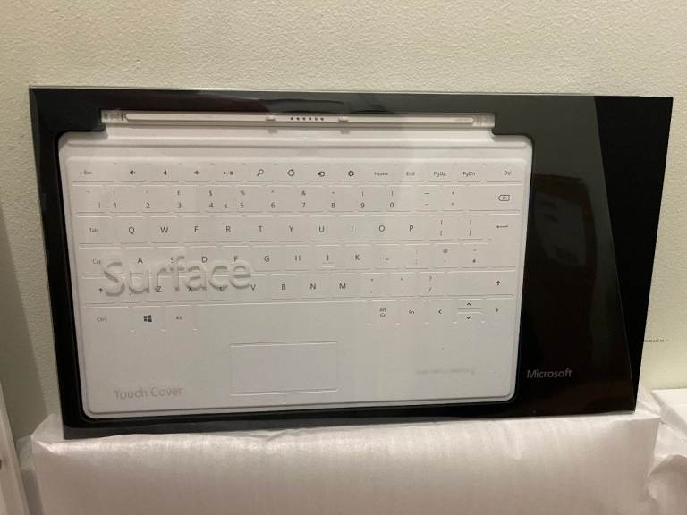 Microsoft Surface Touch Cover Keyboard Model 1515 White - New